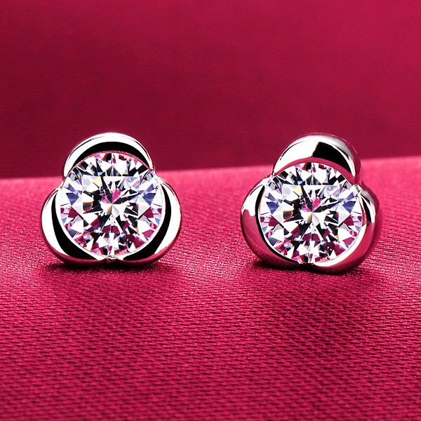 Three Petals 0.39 Carat ESCVD Diamonds Fashionable Women Earrings