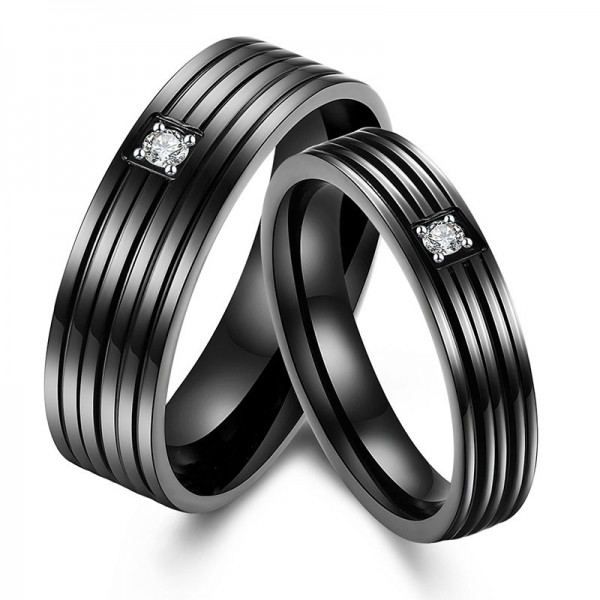 Stainless steel Black Ring For Couple Inlaid Cubic Zirconia Simple and Mature Fluted Craft