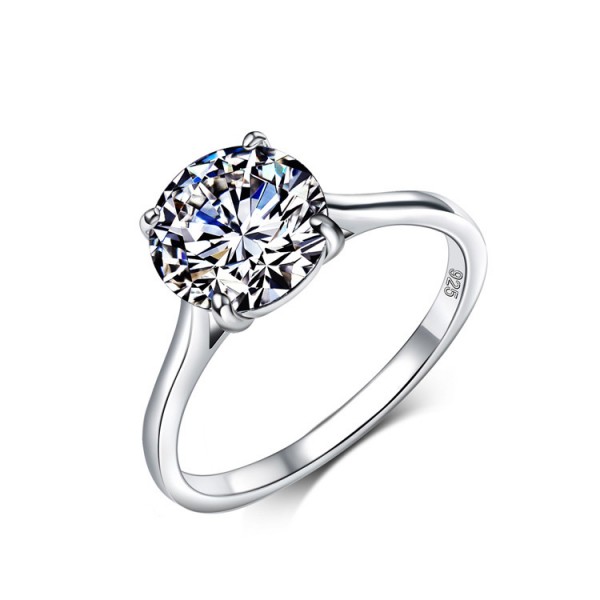 925 Sterling Silver Ring For Women Inlaid Cubic Zirconia Simple and Fashion Classic Four Claws Design