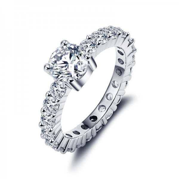 Full Of Luxury Diamond Engagement Ring