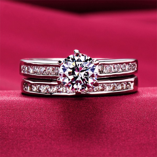 Six Claw 0.8 Carat ESCVD Diamonds Lovers Ring Wedding Ring Women Ring Sets