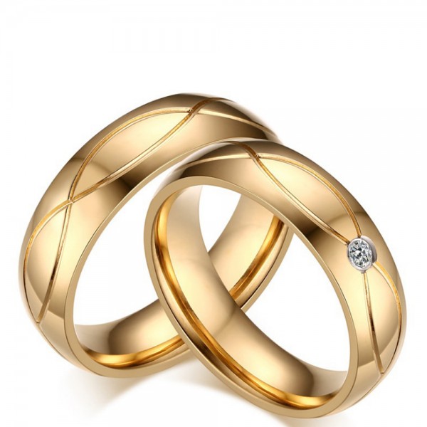 Titanium Golden Ring For Couples Inlaid Cubic Zirconia Luxury and Fashion Fluted Stripe Design