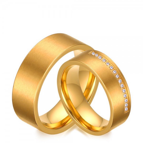 Stainless Steel Golden Ring For Couples Inlaid Cubic Zirconia Luxury and Fashion Brushed Craft