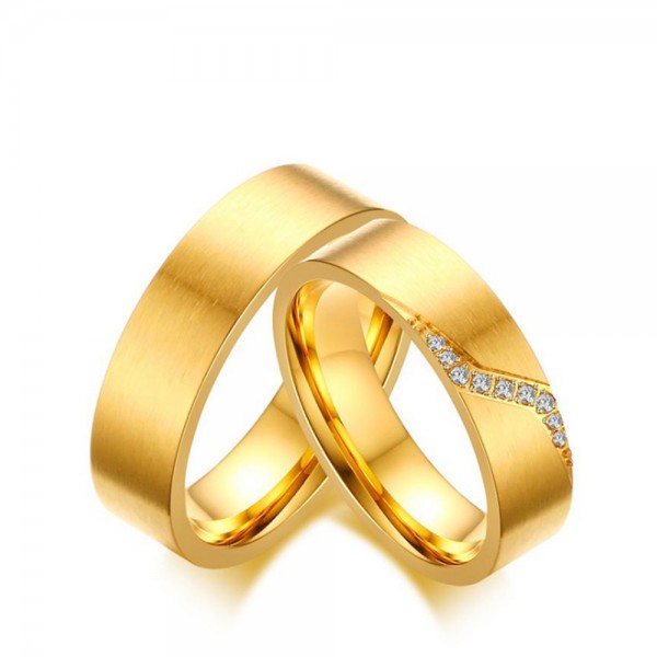 Titanium Golden Ring For Couples Inlaid Cubic Zirconia Simple and Luxury Inner Arc Design Brushed Surface