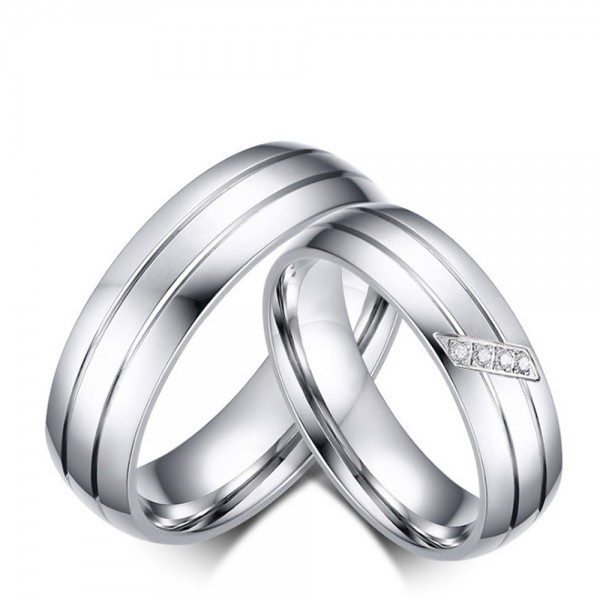 Titanium Silvery Ring For Couples Inlaid Cubic Zirconia Simple and Liberality Style Fluted Craft