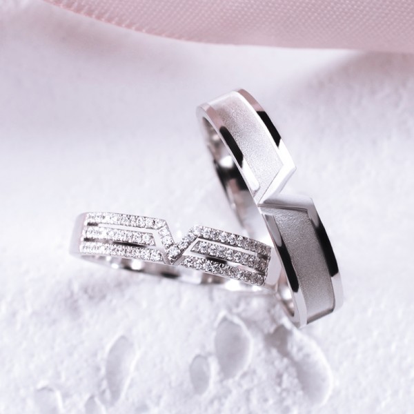Original Design V Style S925 Sterling Silver Wedding Rings